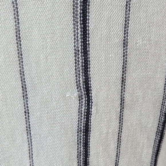 Nic+Zoe Linen Blend Cream Navy Blue Stripe Top Beachy Lightweight Semi Sheer - Picture 10 of 10